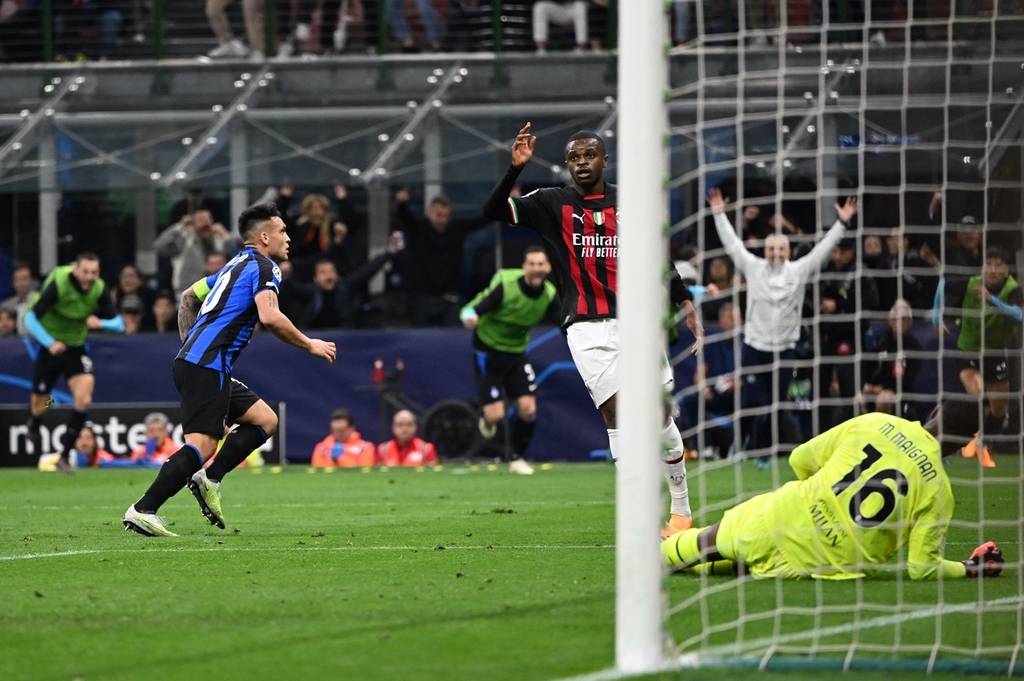 判决书：原北京人和球员陈某因多次受贿，判处有期徒刑一年半（法院判决：前北京人和球员陈某多次受贿，被判处有期徒刑一年六个月）