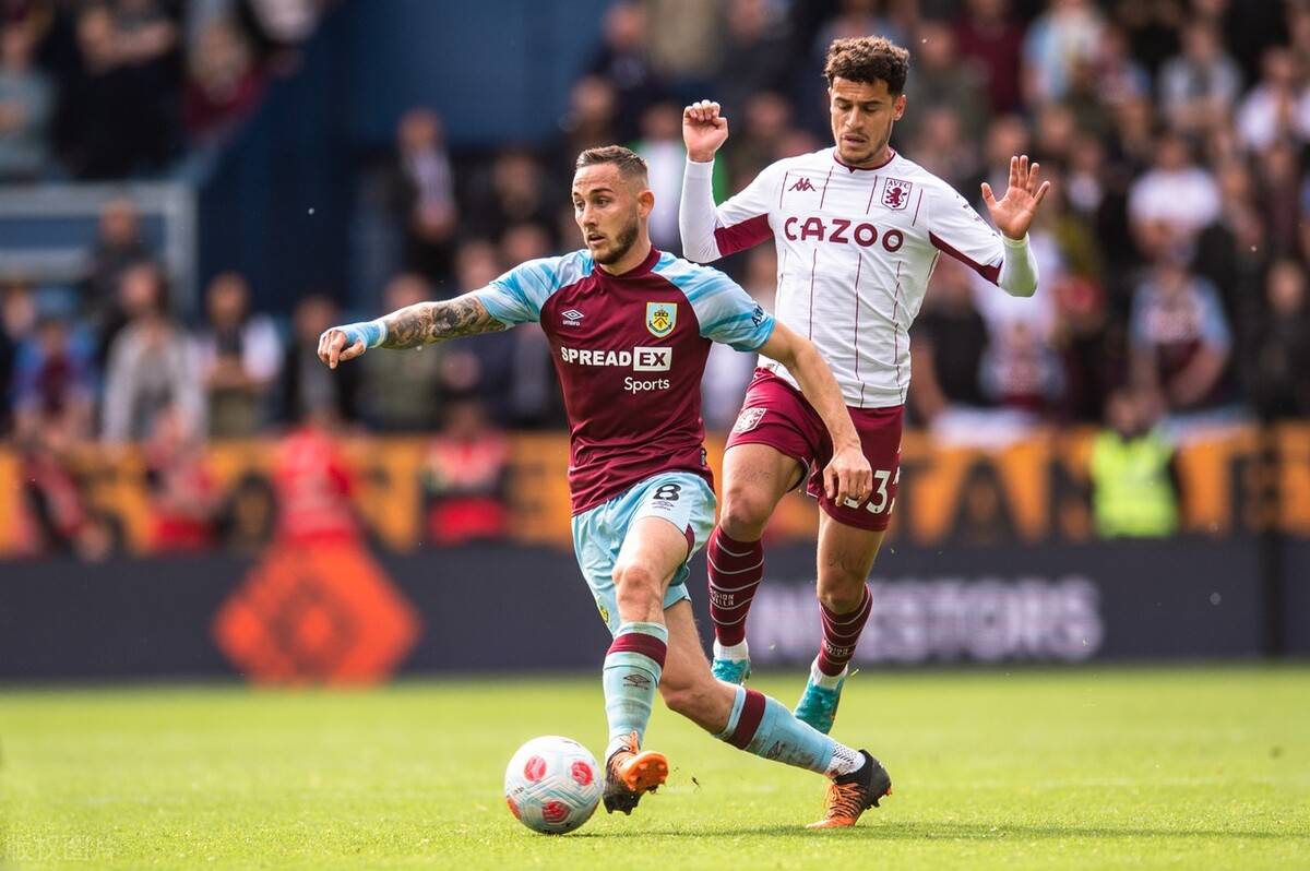 TA分析3-4-3阵型：从链式防守到战术万花筒，攻守易形的现代解法（TA深度解析3-4-3：从链式防守到战术万花筒，攻守随形的现代范式）