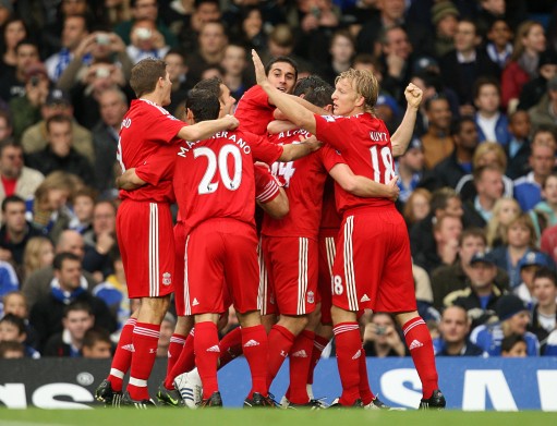 篮球勇士球星连续三场助攻上双（勇士球星三场连送两位数助攻）